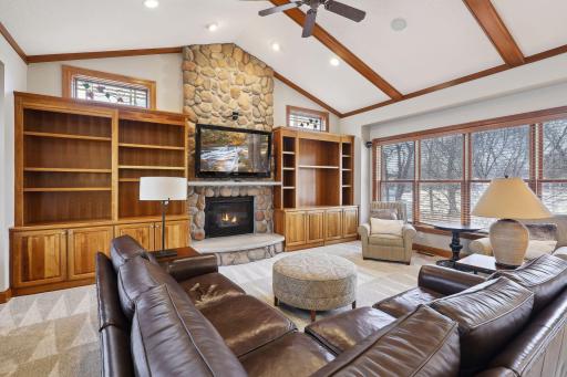 15710 Lac Lavon Drive, Burnsville, MN 55306