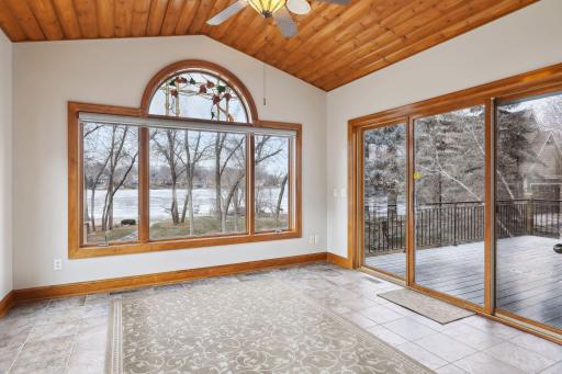 15710 Lac Lavon Drive, Burnsville, MN 55306