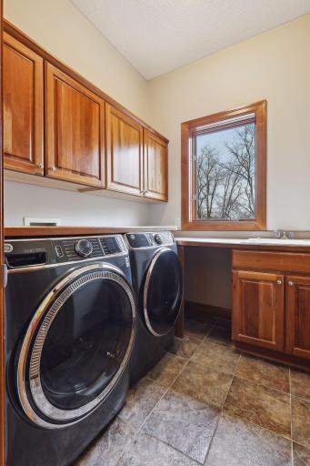 15710 Lac Lavon Drive, Burnsville, MN 55306