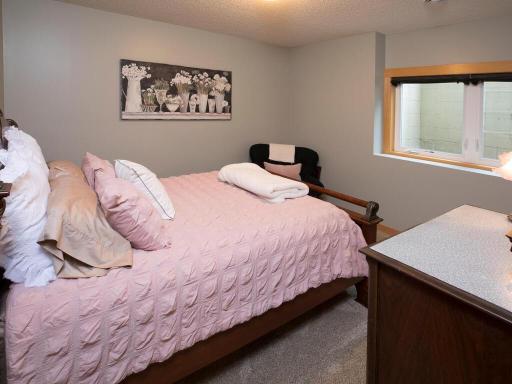 17412 Vergus Avenue, Jordan, MN 55352