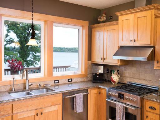 Many large drawers, 2 lazy Susan's, and more in the easy to use open kitchen design!