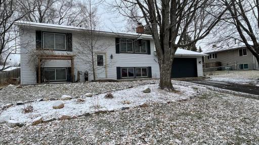 808 Elm Avenue E, Delano, MN 55328