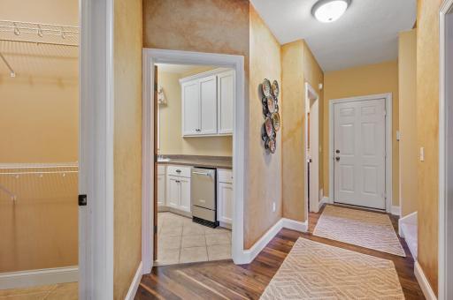 33 Spyglass Place, White Bear Lake, MN 55110