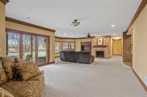 33 Spyglass Place, White Bear Lake, MN 55110