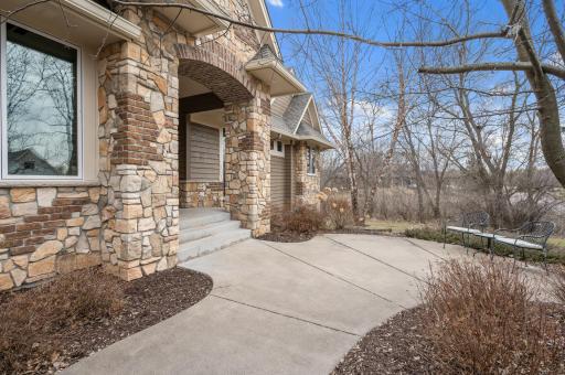 33 Spyglass Place, White Bear Lake, MN 55110