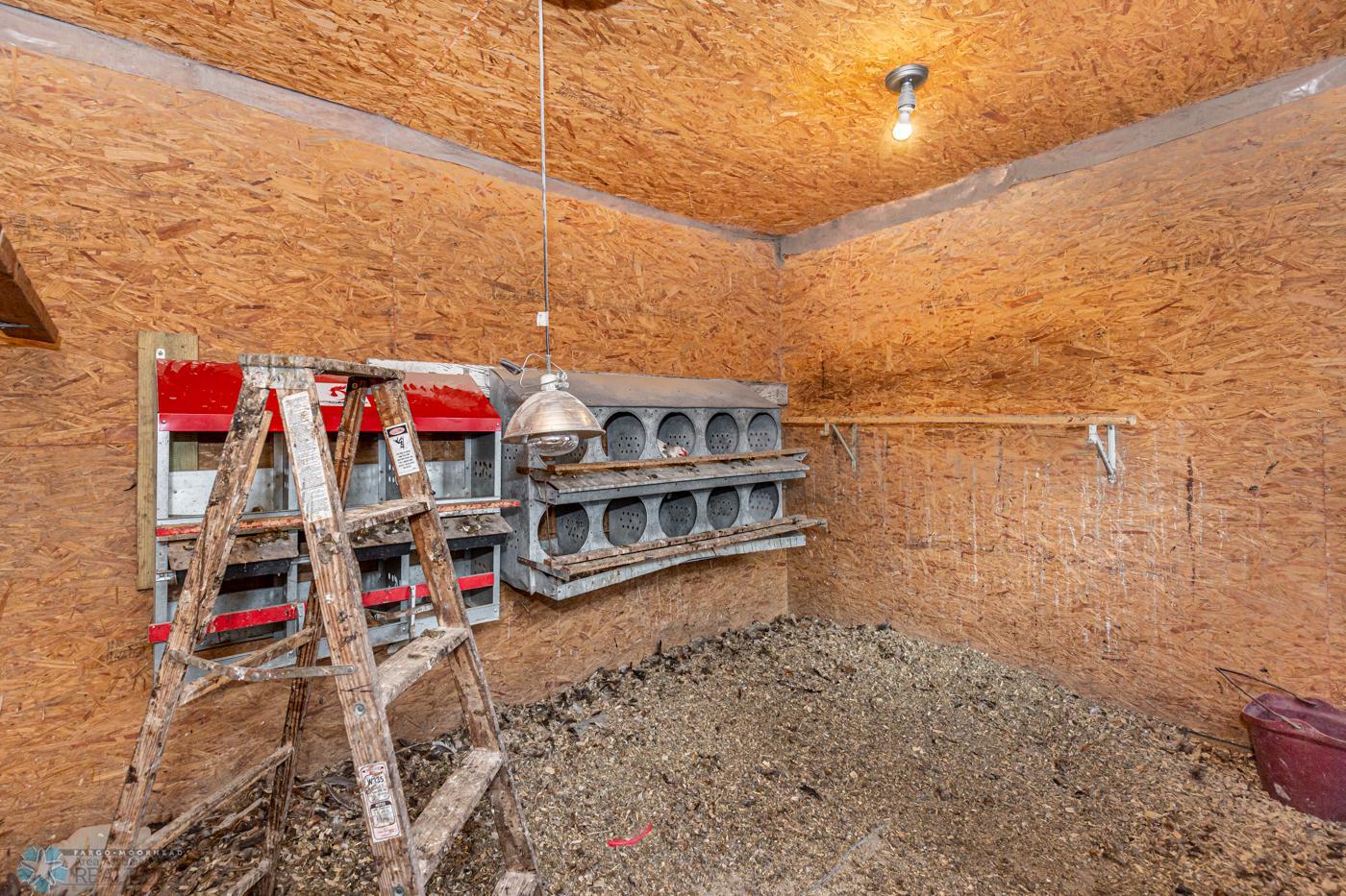 20 x 10 Chicken Coop with concrete floor