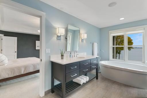 2412 Lafayette Road, Wayzata, MN 55391