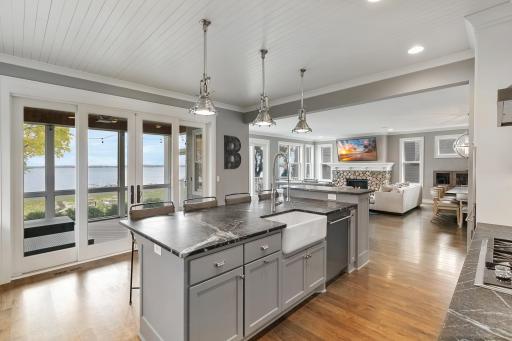 2412 Lafayette Road, Wayzata, MN 55391