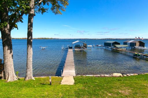 2412 Lafayette Road, Wayzata, MN 55391