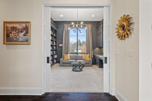 700 Evergreen Knolls, Mendota Heights, MN 55118