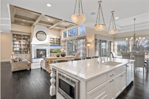700 Evergreen Knolls, Mendota Heights, MN 55118