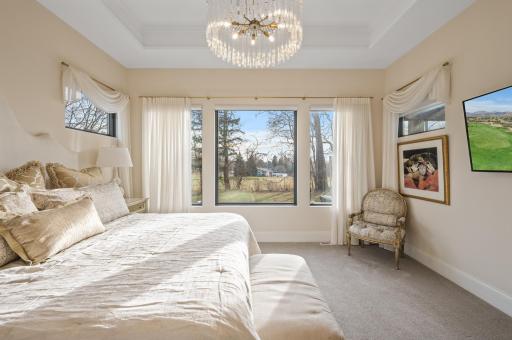 700 Evergreen Knolls, Mendota Heights, MN 55118
