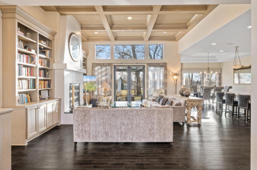 700 Evergreen Knolls, Mendota Heights, MN 55118