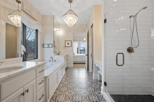 700 Evergreen Knolls, Mendota Heights, MN 55118