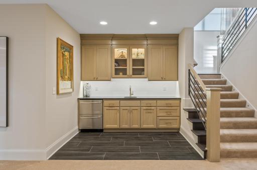 700 Evergreen Knolls, Mendota Heights, MN 55118