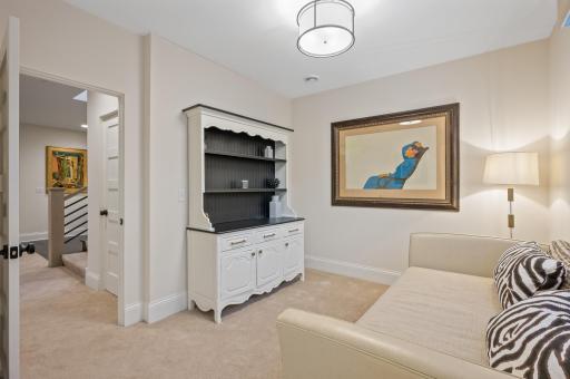 700 Evergreen Knolls, Mendota Heights, MN 55118