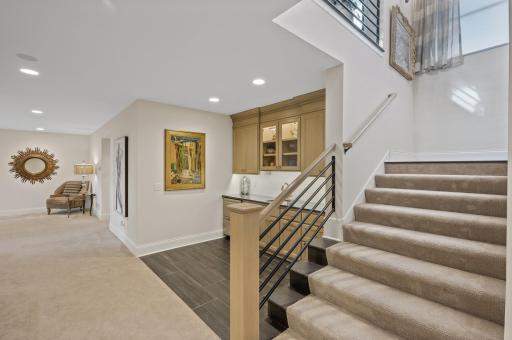 700 Evergreen Knolls, Mendota Heights, MN 55118