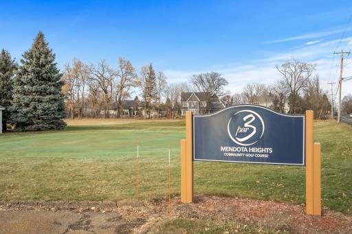 700 Evergreen Knolls, Mendota Heights, MN 55118