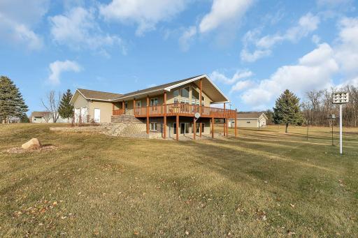 This country yard is perfect for outdoor enthusiasts.