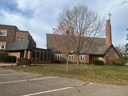 4348 Fremont Avenue N, Minneapolis, MN 55412