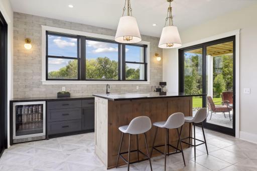 6133 Broadview Avenue, Prior Lake, MN 55372