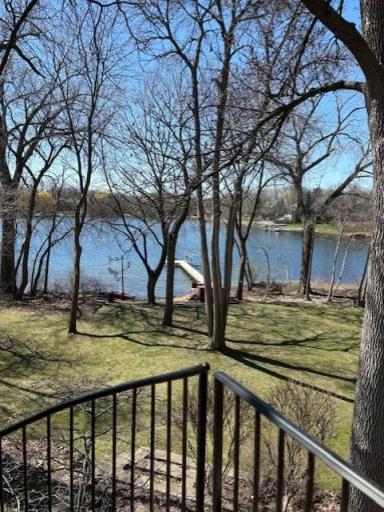 5630 Christmas Lake Point, Excelsior, MN 55331