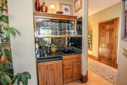 1907 S Le Homme Dieu Drive NE, Alexandria, MN 56308