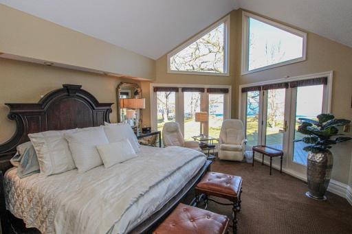 1907 S Le Homme Dieu Drive NE, Alexandria, MN 56308