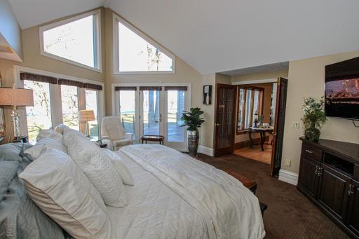 1907 S Le Homme Dieu Drive NE, Alexandria, MN 56308