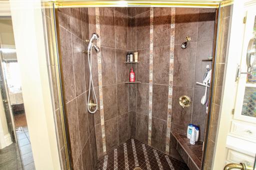 1907 S Le Homme Dieu Drive NE, Alexandria, MN 56308