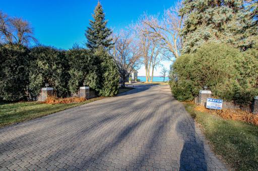 1907 S Le Homme Dieu Drive NE, Alexandria, MN 56308