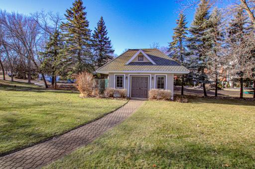 1907 S Le Homme Dieu Drive NE, Alexandria, MN 56308
