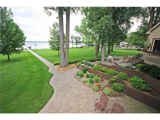 1907 S Le Homme Dieu Drive NE, Alexandria, MN 56308
