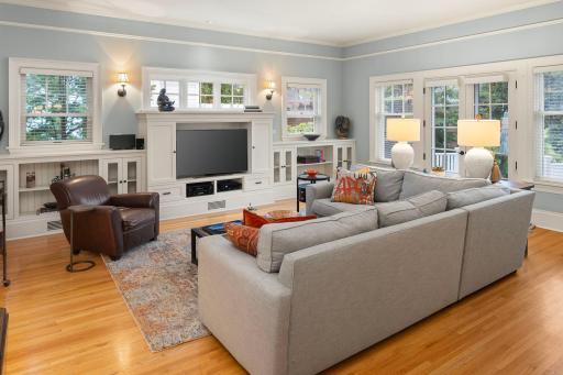 Photo for 1920 Irving Avenue S, Minneapolis, MN 55403 - Listing #6467712 1920 Irving Avenue S, Minneapolis, MN 55403