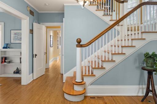 Photo for 1920 Irving Avenue S, Minneapolis, MN 55403 - Listing #6467712 1920 Irving Avenue S, Minneapolis, MN 55403