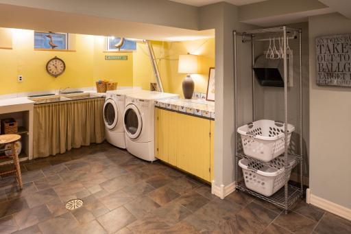 Photo for 1920 Irving Avenue S, Minneapolis, MN 55403 - Listing #6467712 1920 Irving Avenue S, Minneapolis, MN 55403