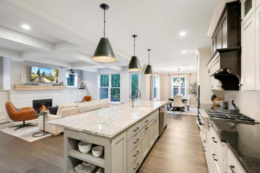 5812 Oaklawn Avenue, Edina, MN 55424