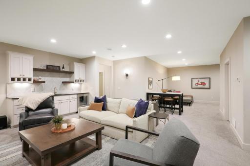 5812 Oaklawn Avenue, Edina, MN 55424