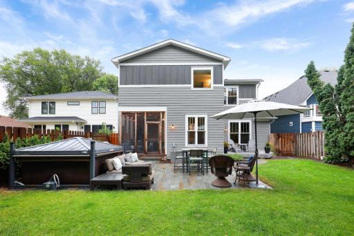 5812 Oaklawn Avenue, Edina, MN 55424