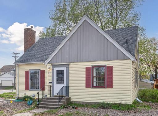 5301 Girard Avenue N, Brooklyn Center, MN 55430