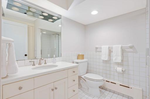 1725 Summit Avenue, Minneapolis, MN 55403