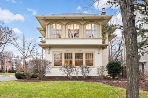 1725 Summit Avenue, Minneapolis, MN 55403