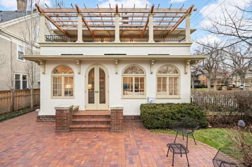 1725 Summit Avenue, Minneapolis, MN 55403