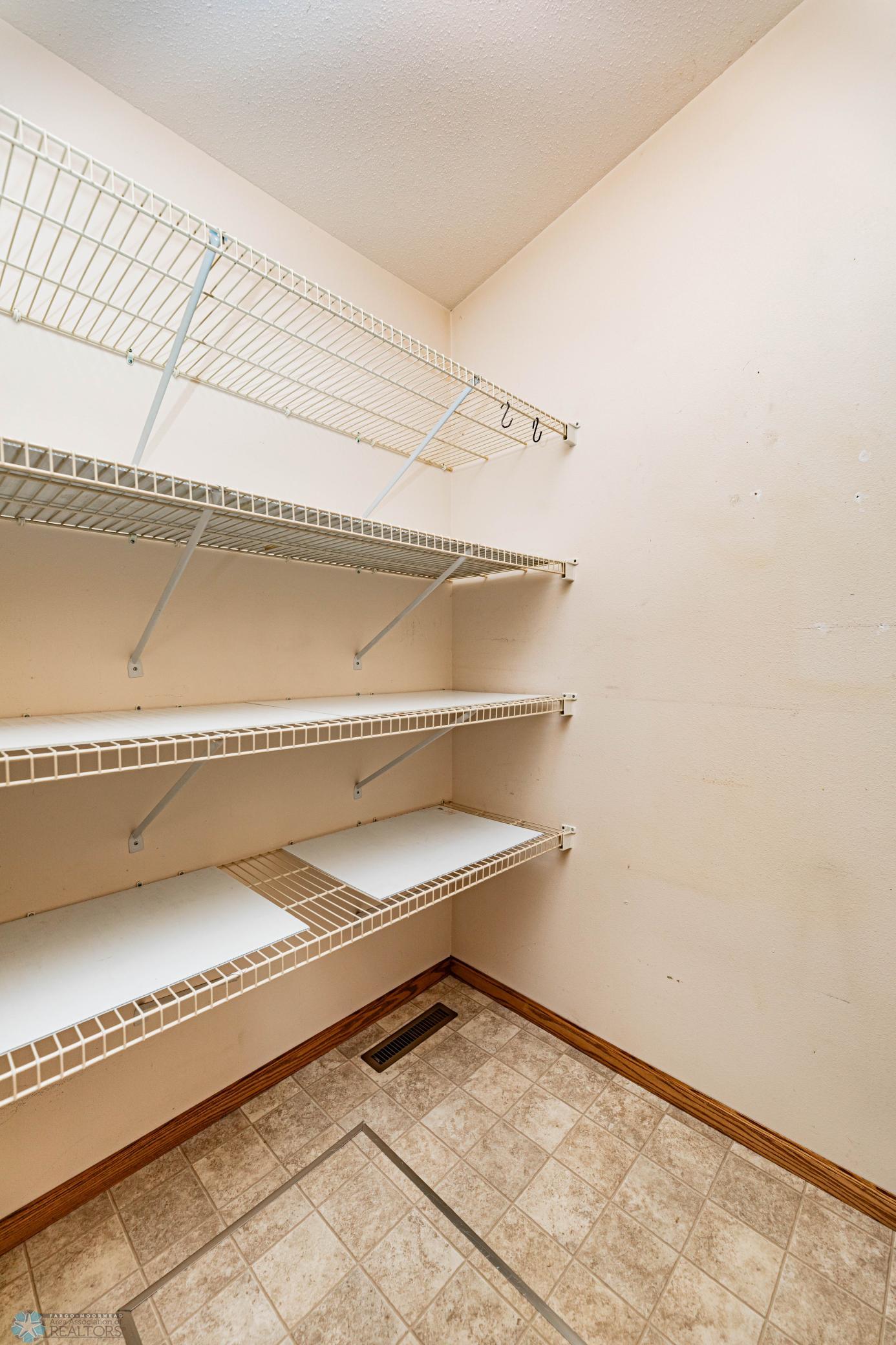 Walk in pantry