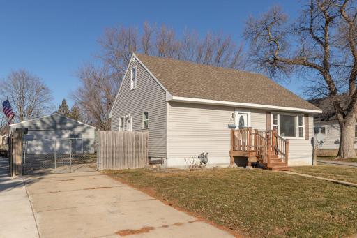 1913 3rd Avenue NE, Austin, MN 55912