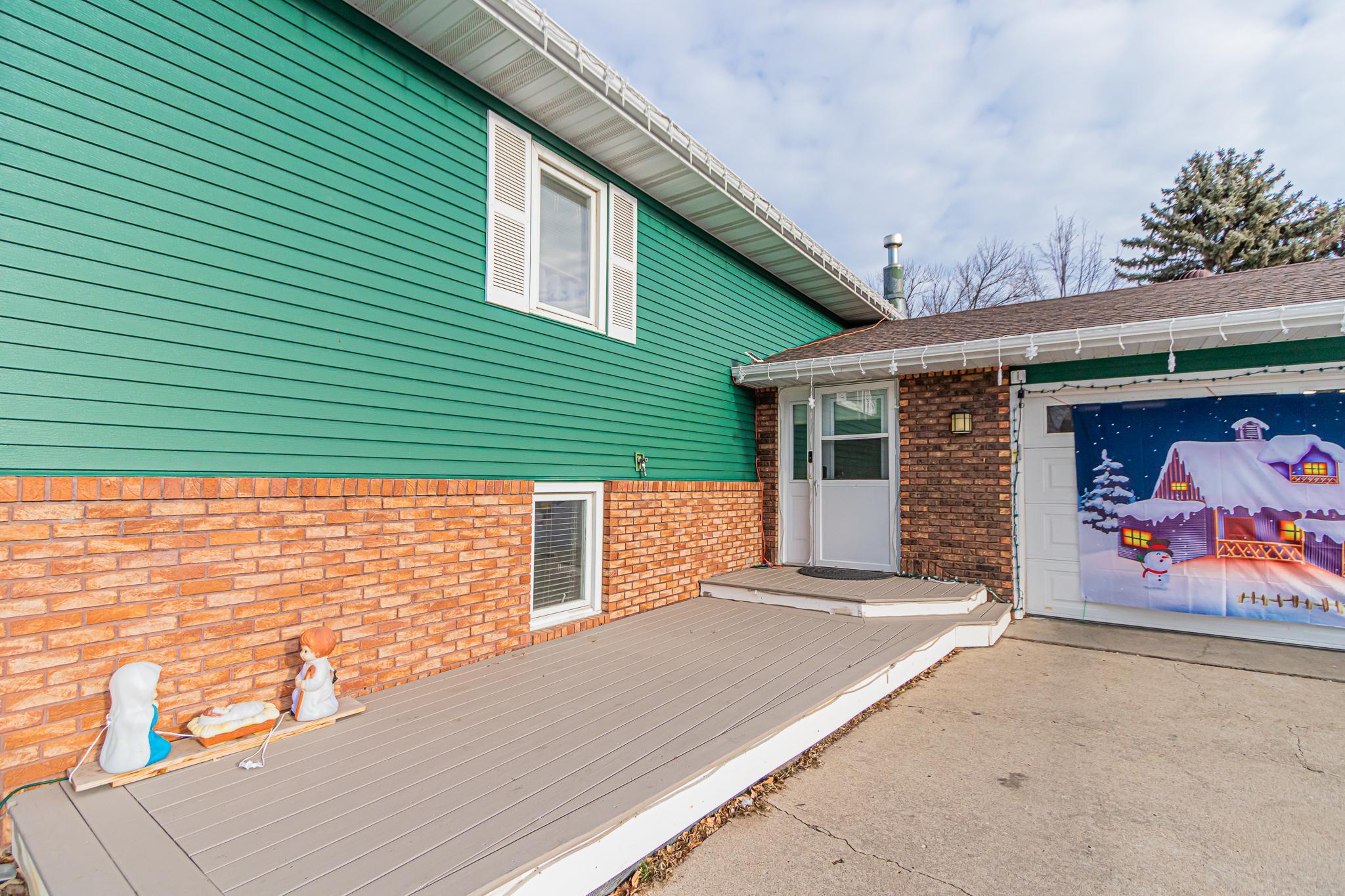 422 Birch Ln, Moorhead, MN 56560-48.jpg