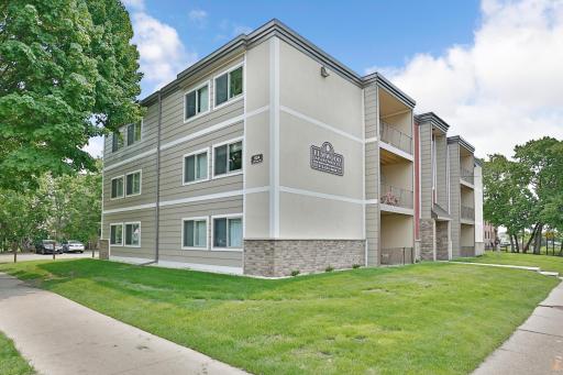 924 17th Avenue SE, Minneapolis, MN 55414