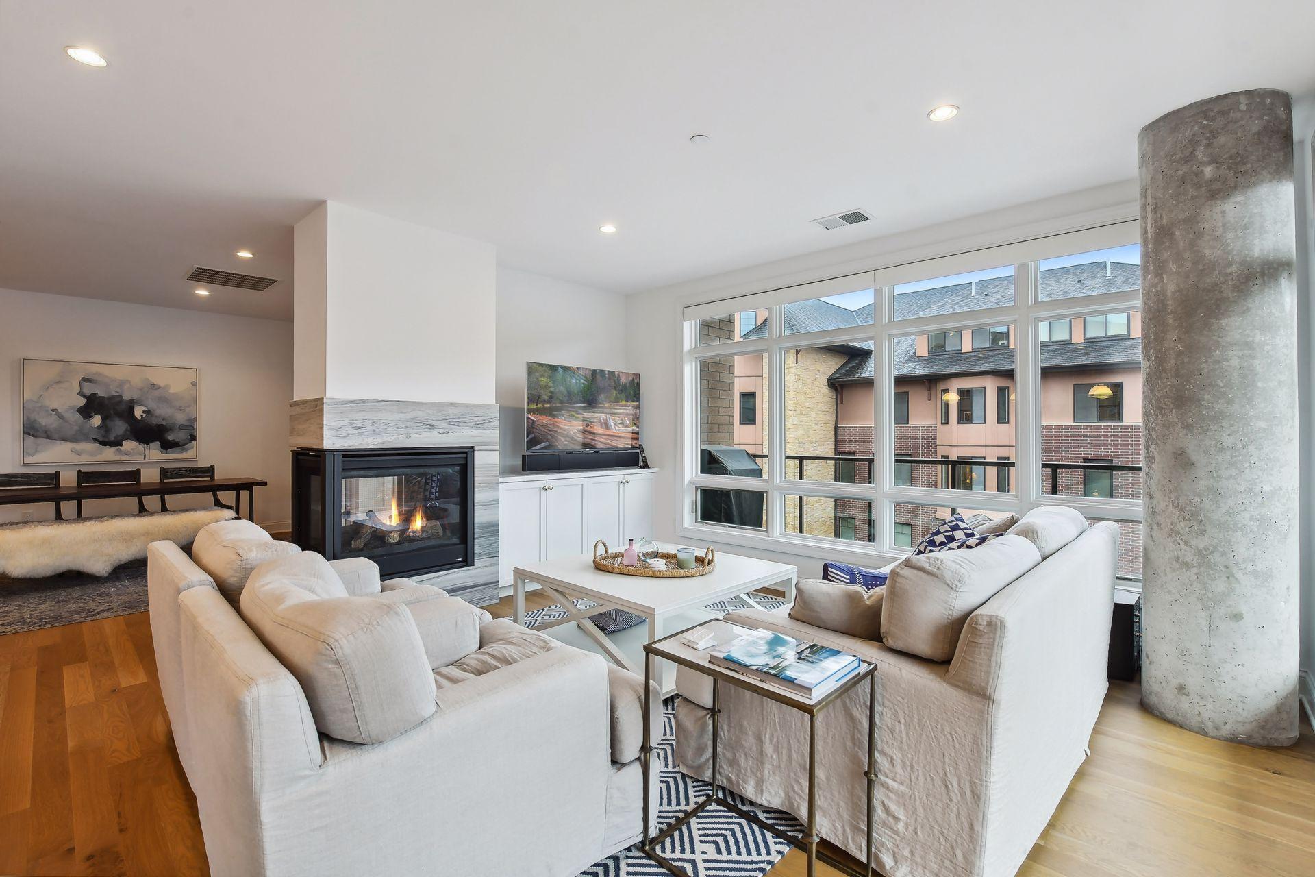 Living space flows into the dining area