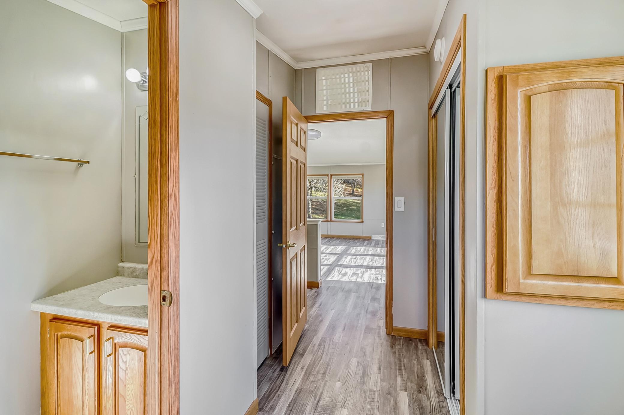 Mudroom1_0.jpg