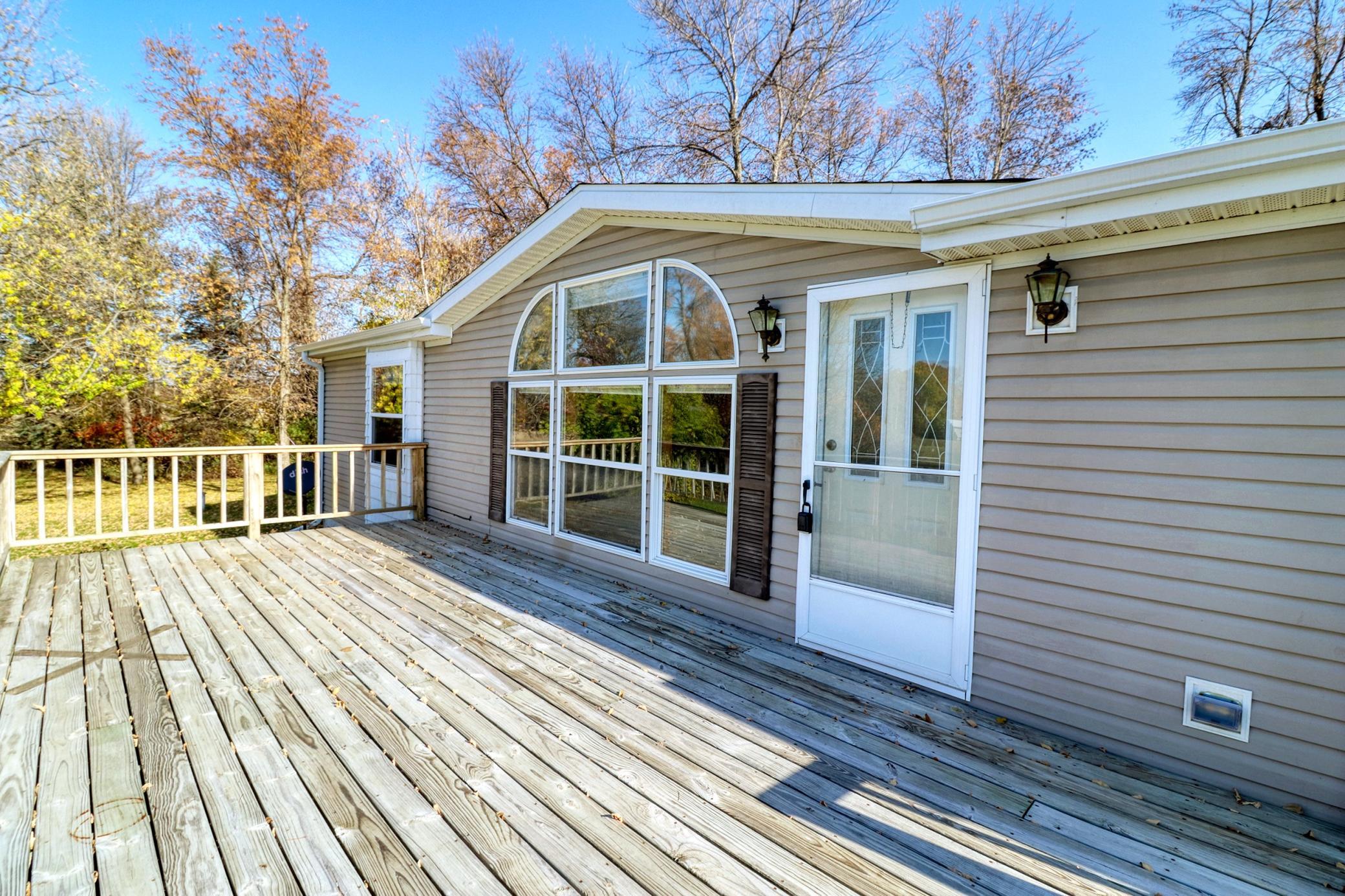 Front_deck1_2.jpg